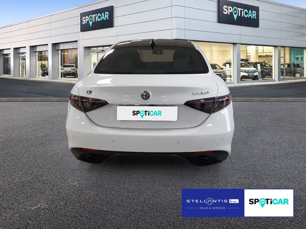 Alfa Romeo Giulia 2023