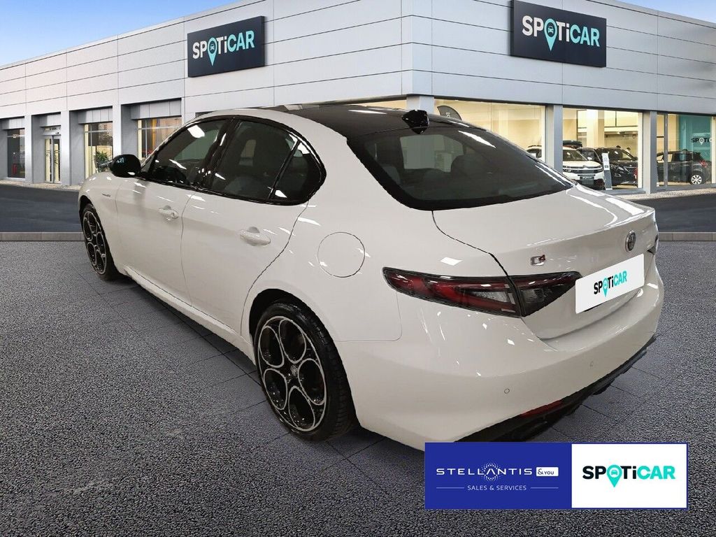 Alfa Romeo Giulia 2023