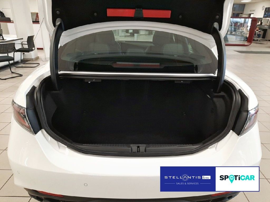 Alfa Romeo Giulia 2023