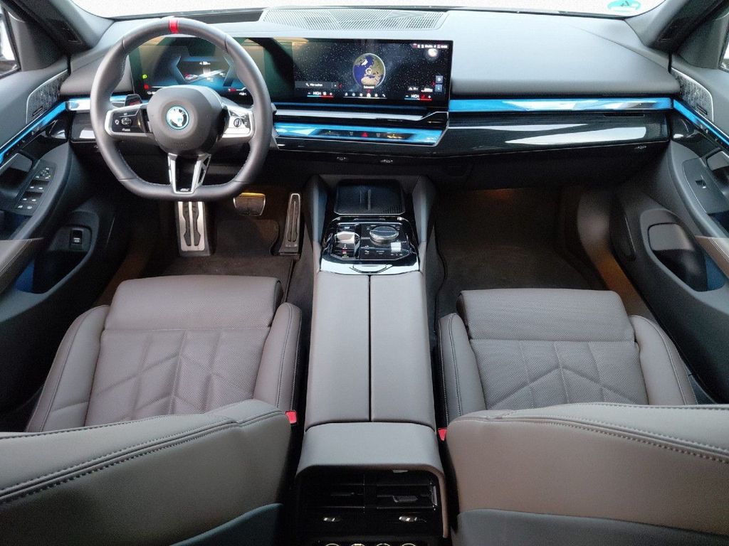 BMW i5 2024