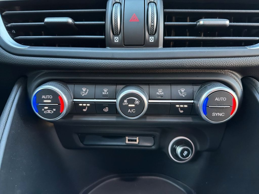 Alfa Romeo Giulia 2024