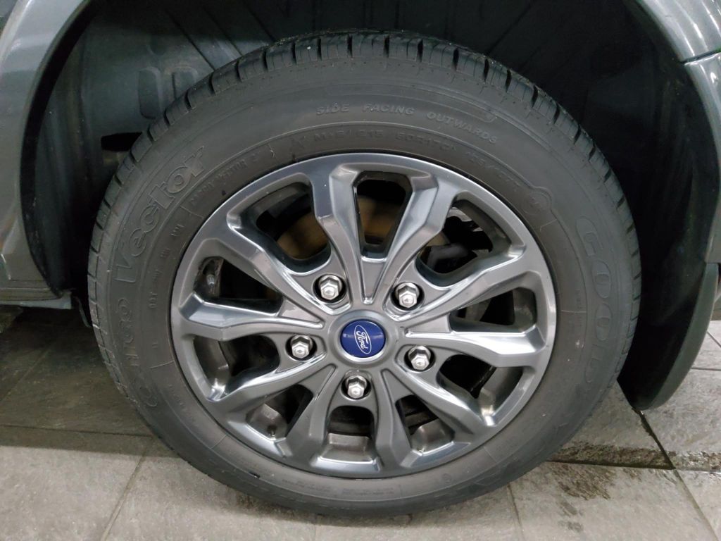 Ford Tourneo Custom 2022