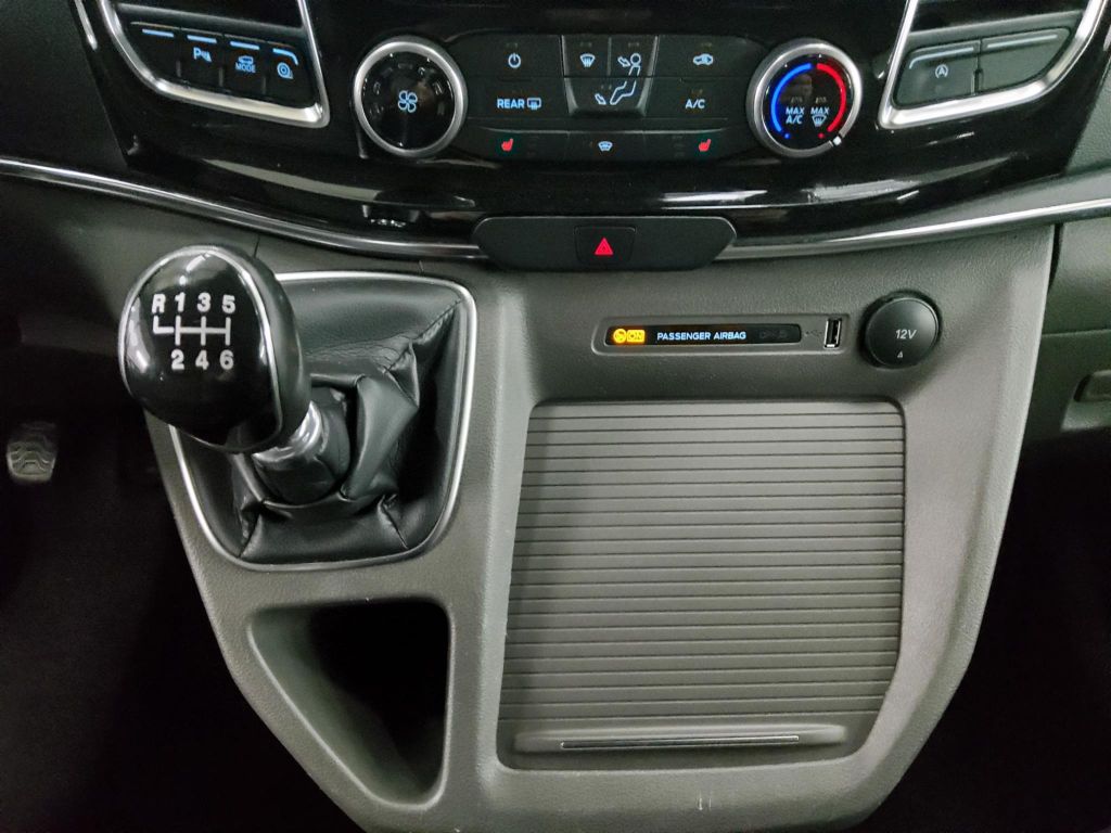 Ford Tourneo Custom 2022