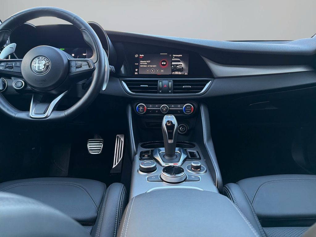 Alfa Romeo Giulia 2024