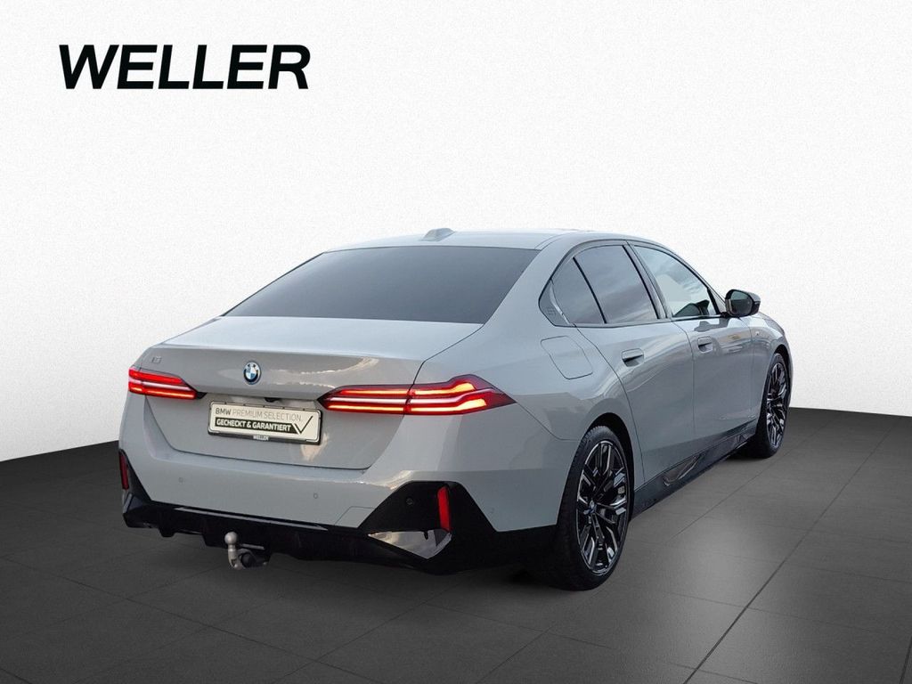 BMW i5 2024