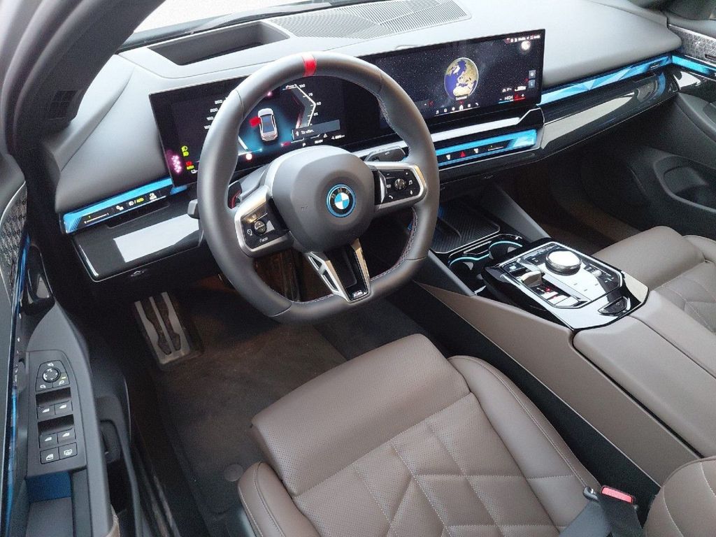BMW i5 2024