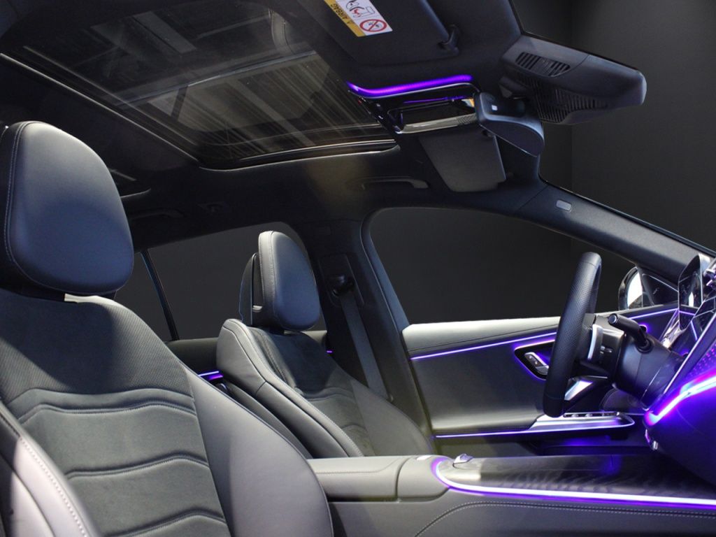 Mercedes-Benz E 300 2025