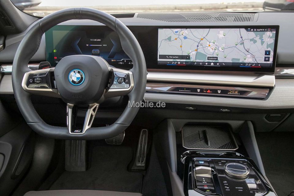 BMW i5 2024