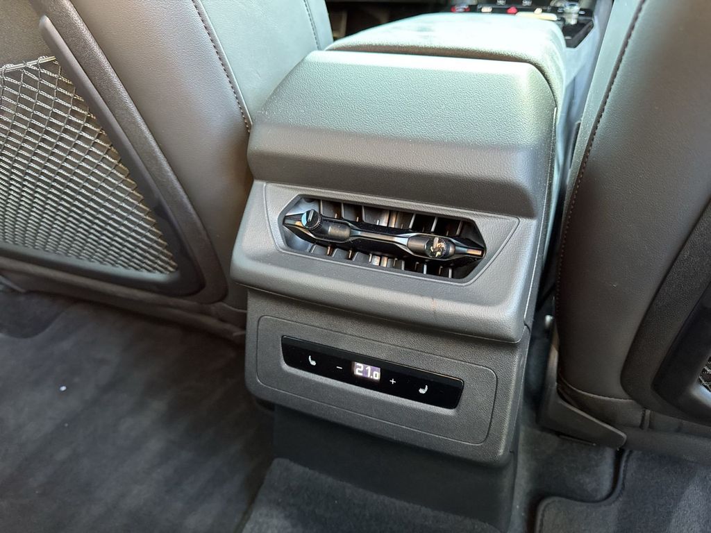 Audi SQ6 e-tron 2024