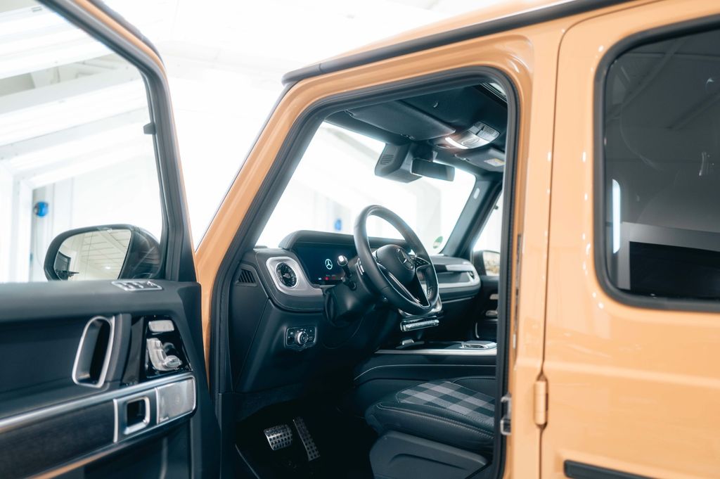 Mercedes-Benz G 450 2025