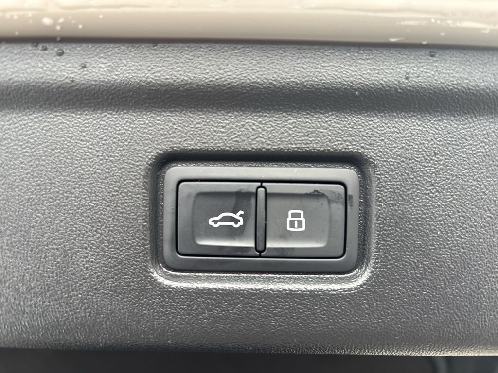 Audi A6 e-tron 2025