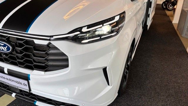 Ford Tourneo Custom 2025