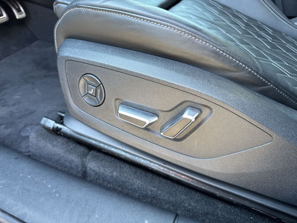 Audi SQ6 e-tron 2024