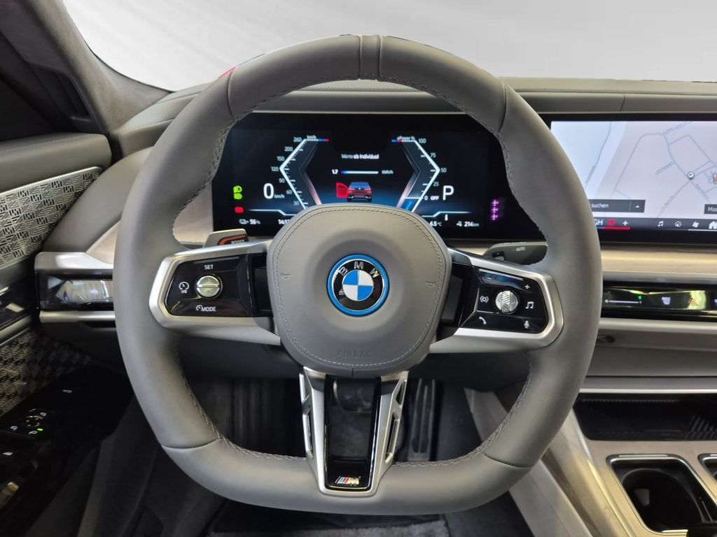 BMW i7 2024