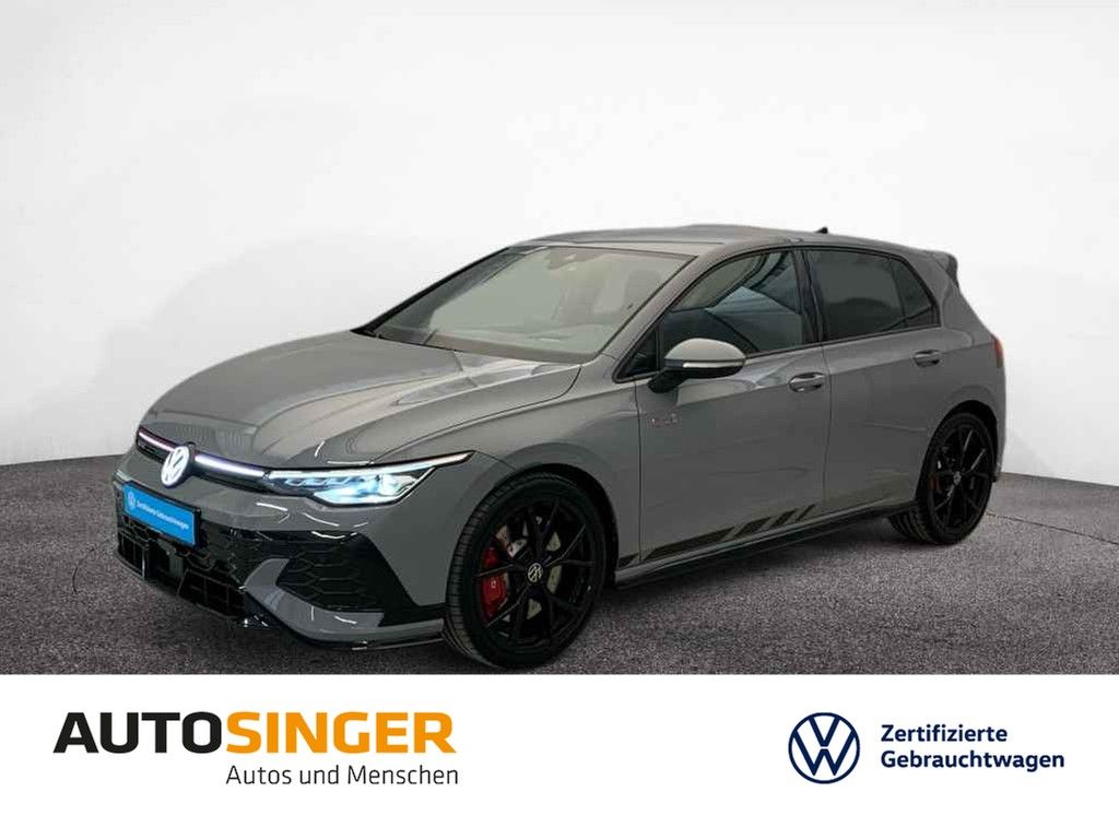 Volkswagen Golf 2025