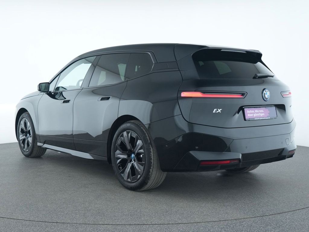 BMW iX 2023