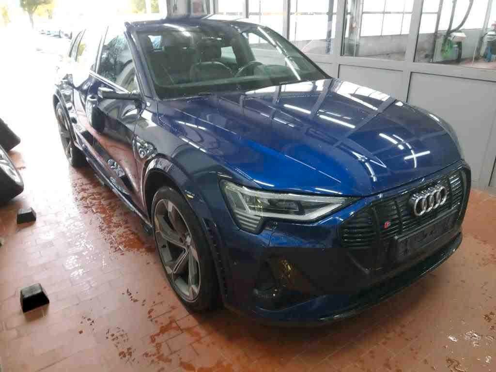 Audi e-tron 2021