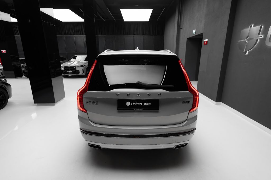 Volvo XC90 2021