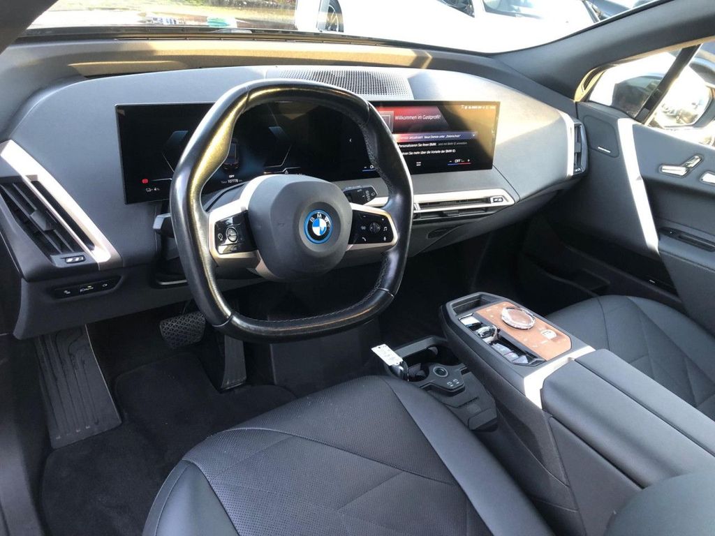 BMW iX 2021