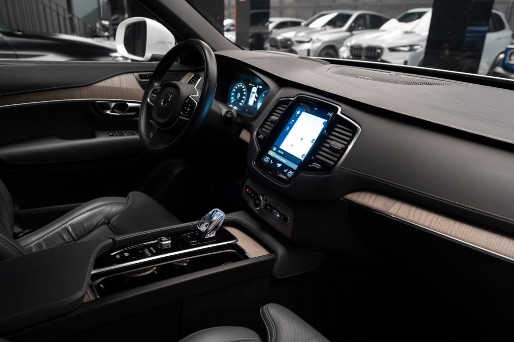 Volvo XC90 2021
