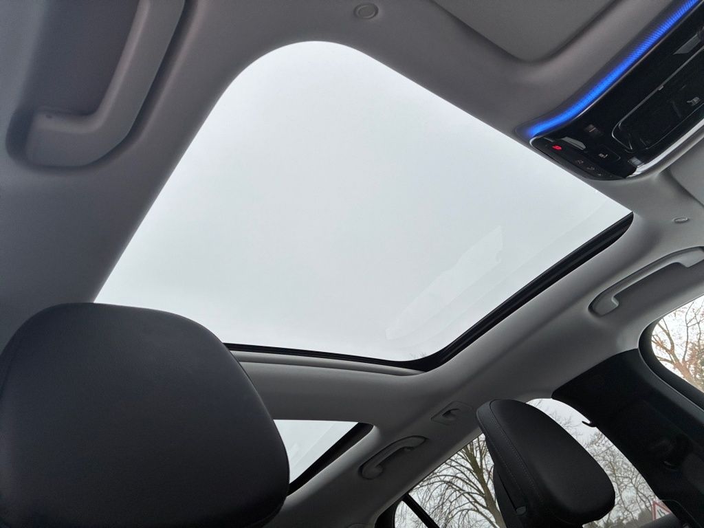 Mercedes-Benz E 300 2025