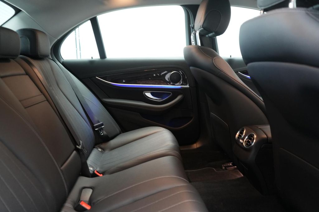 Mercedes-Benz E 300 2022