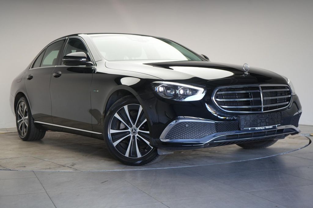 Mercedes-Benz E 300 2022