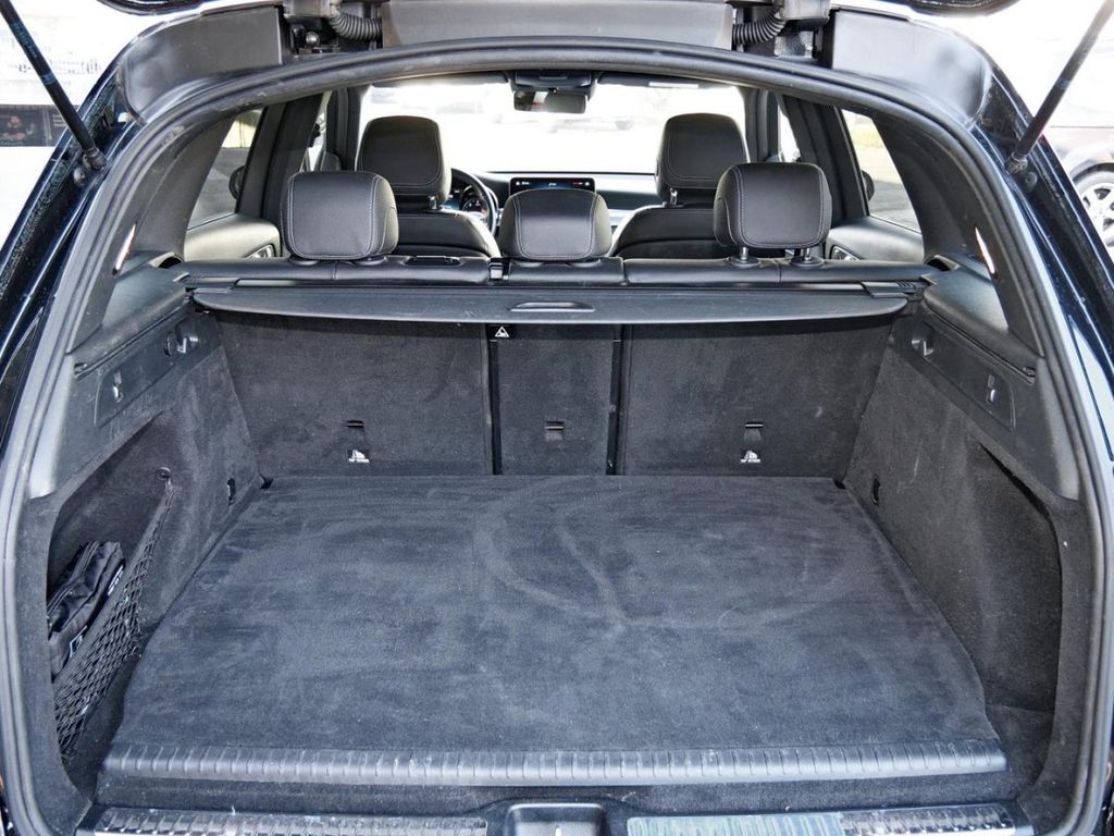 Mercedes-Benz GLC 300 2021