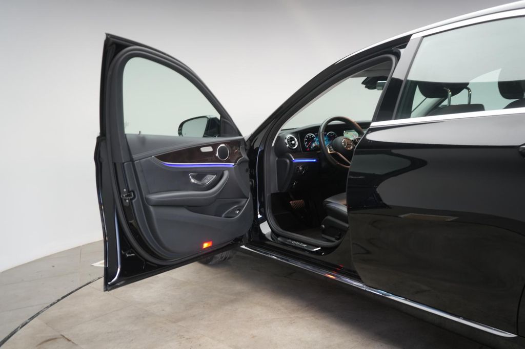 Mercedes-Benz E 300 2022