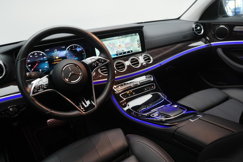 Mercedes-Benz E 300 2022