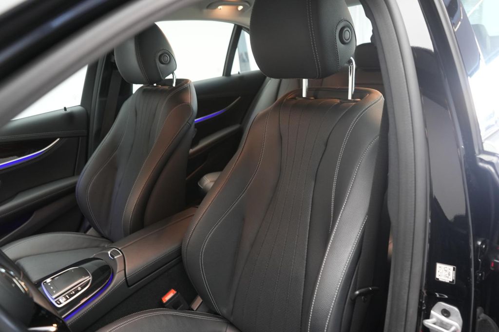 Mercedes-Benz E 300 2022