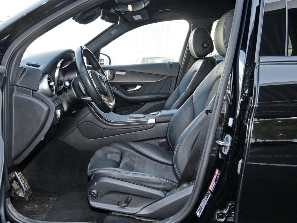 Mercedes-Benz GLC 300 2021