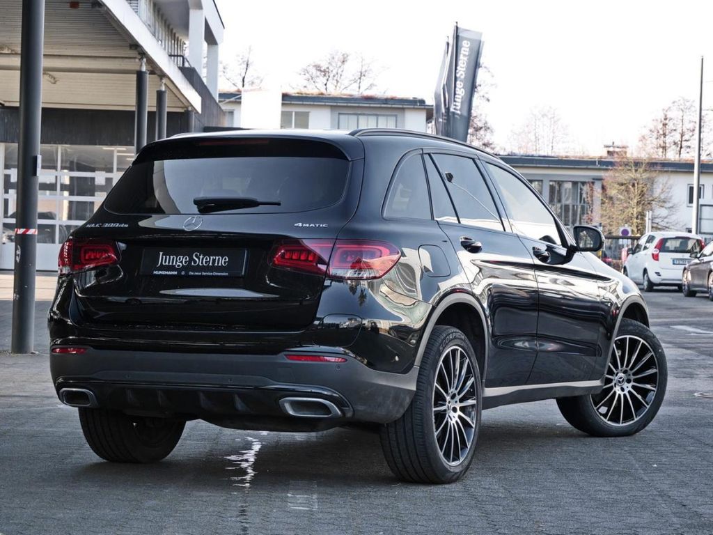 Mercedes-Benz GLC 300 2021