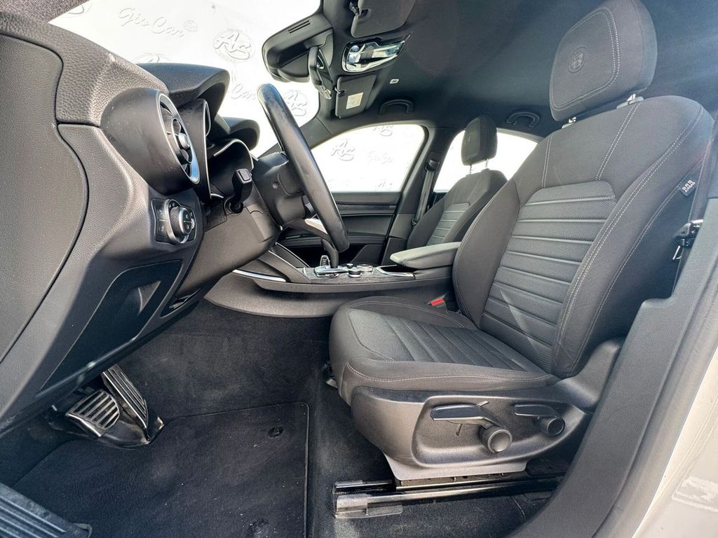 Alfa Romeo Stelvio 2022