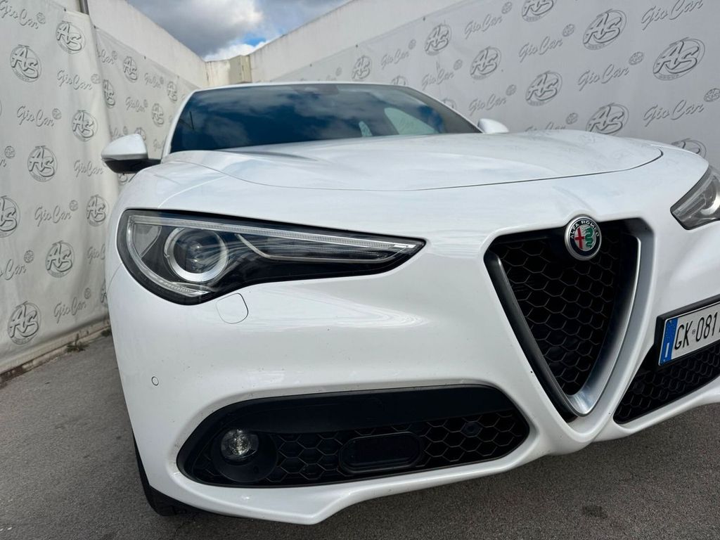 Alfa Romeo Stelvio 2022