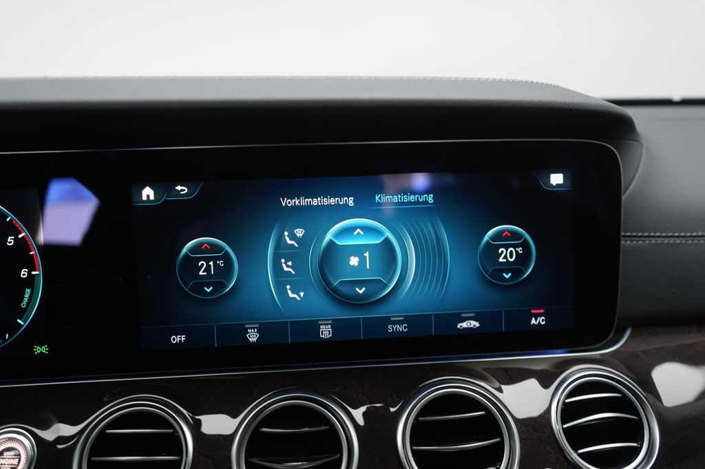 Mercedes-Benz E 300 2022