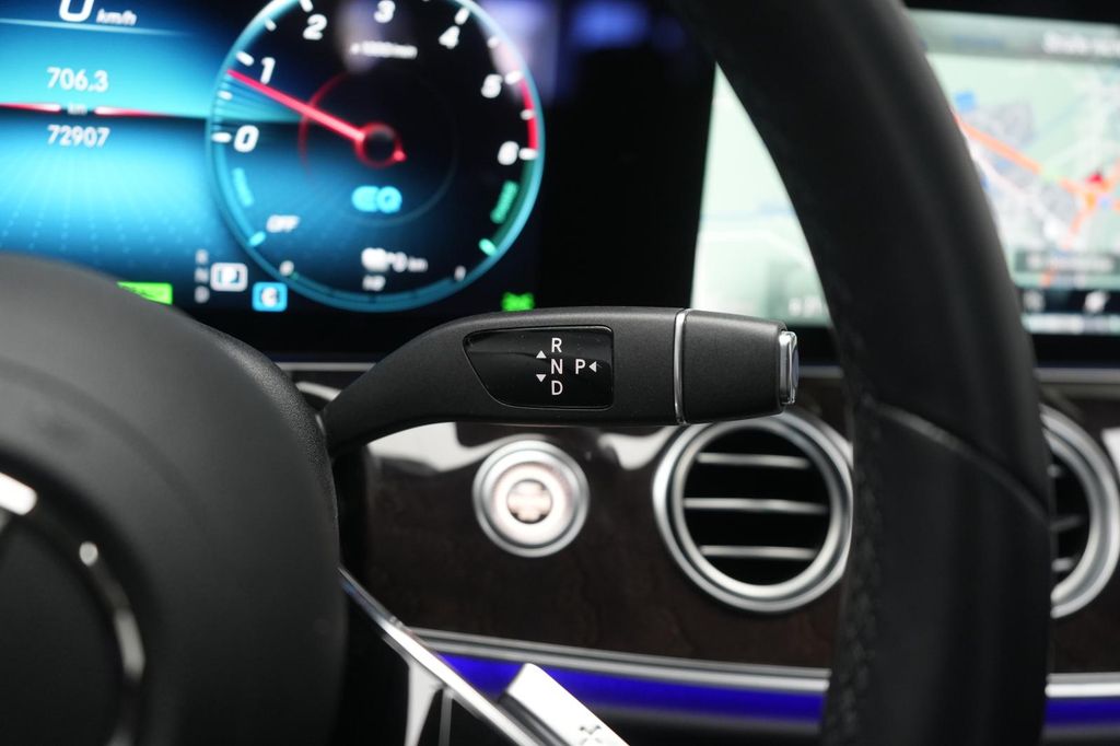 Mercedes-Benz E 300 2022