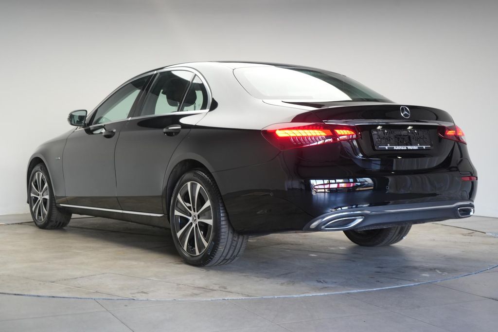 Mercedes-Benz E 300 2022