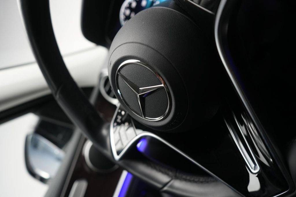 Mercedes-Benz E 300 2022