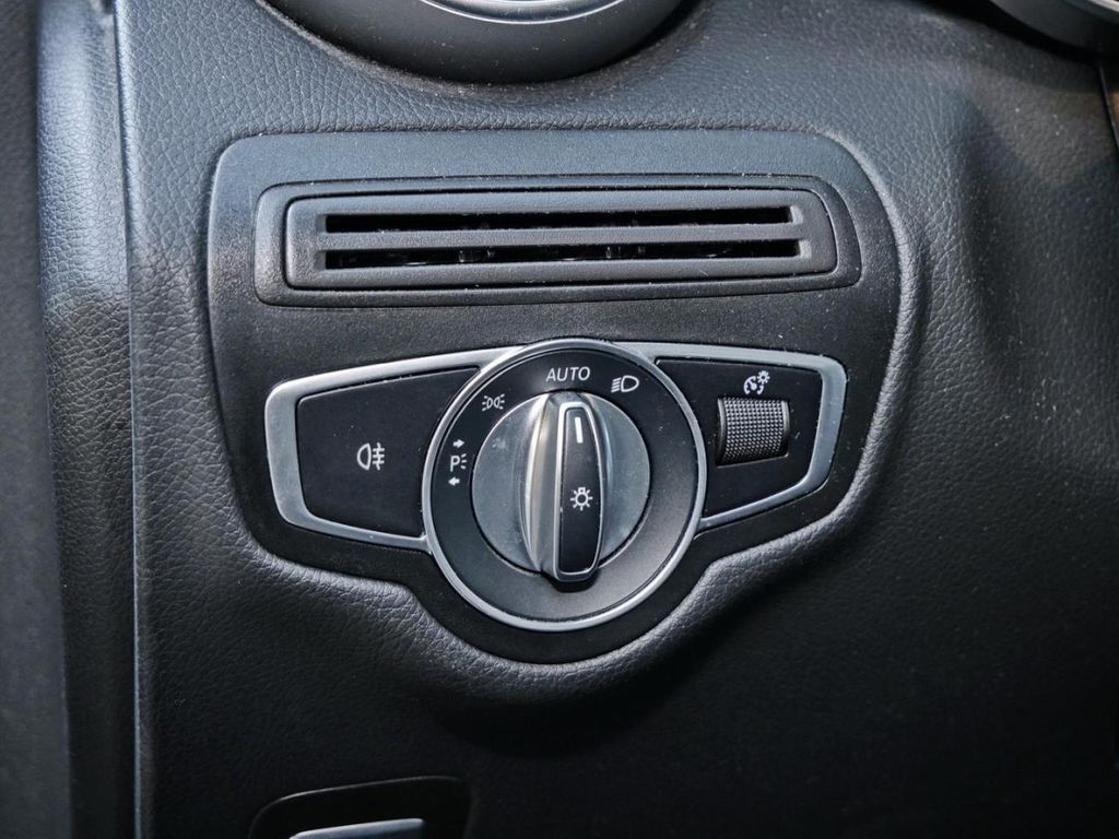 Mercedes-Benz GLC 300 2021