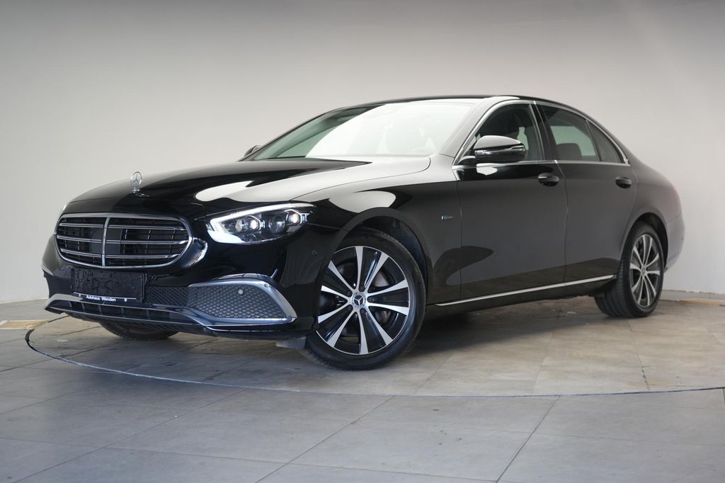 Mercedes-Benz E 300 2022