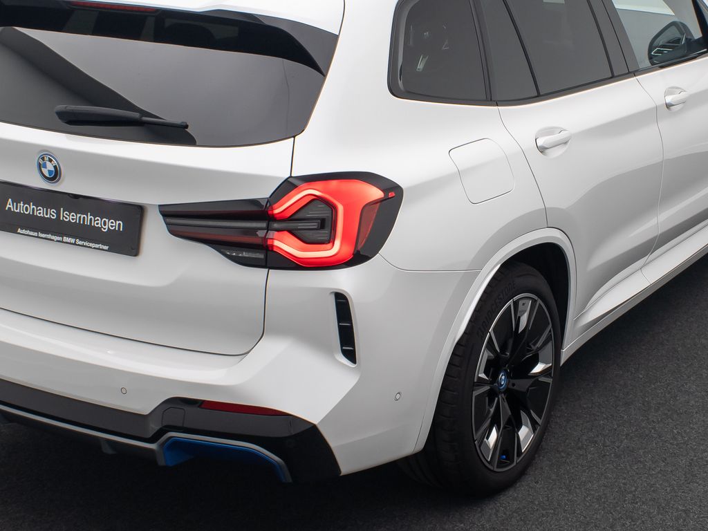 BMW iX3 2022
