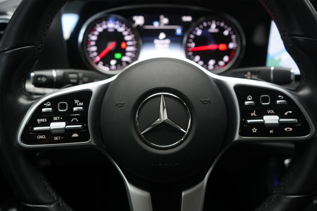 Mercedes-Benz E 300 2019