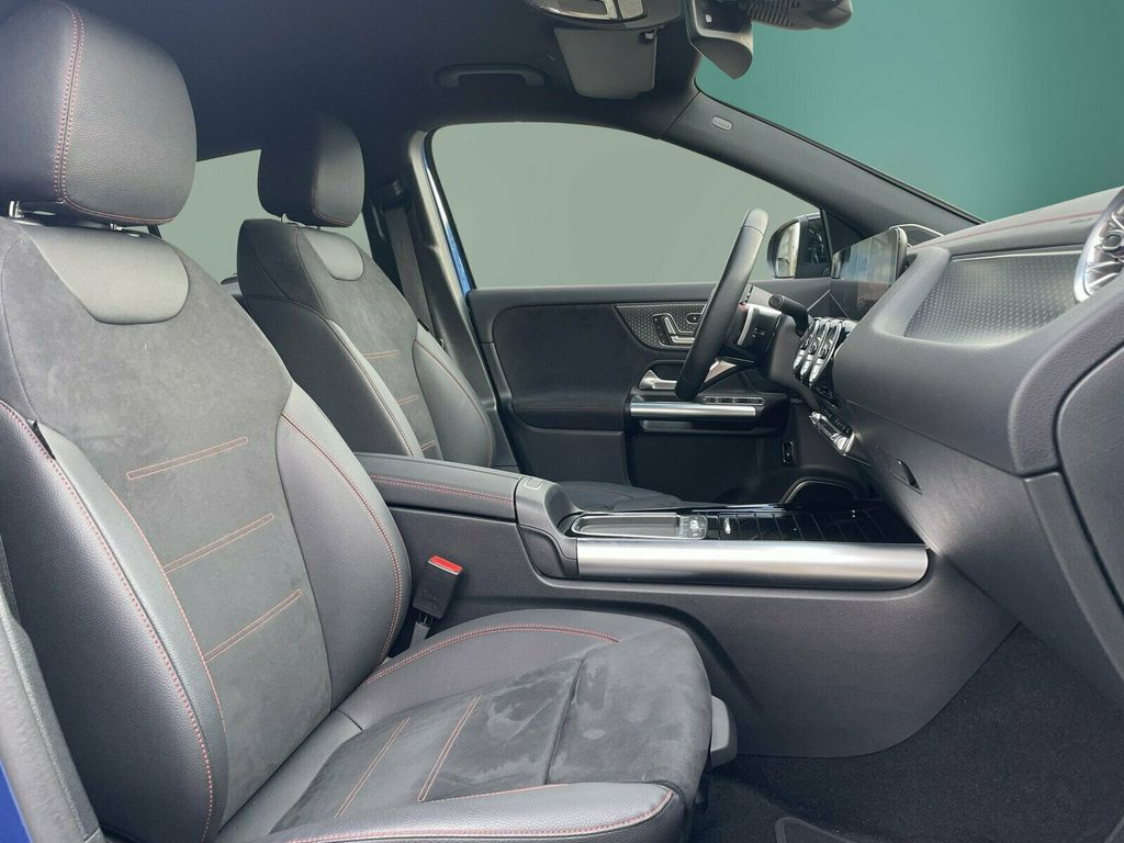 Mercedes-Benz EQA 2024