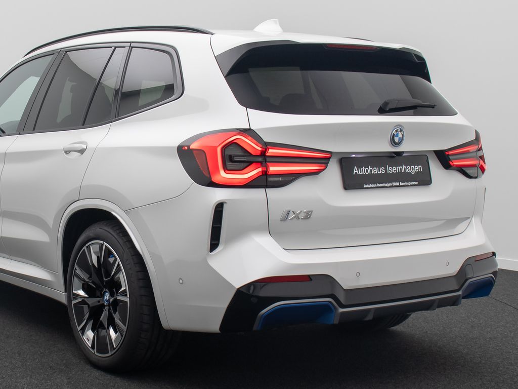 BMW iX3 2022