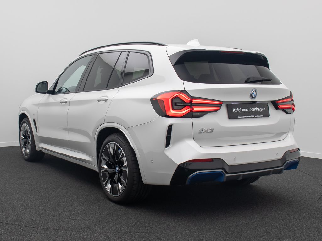 BMW iX3 2022