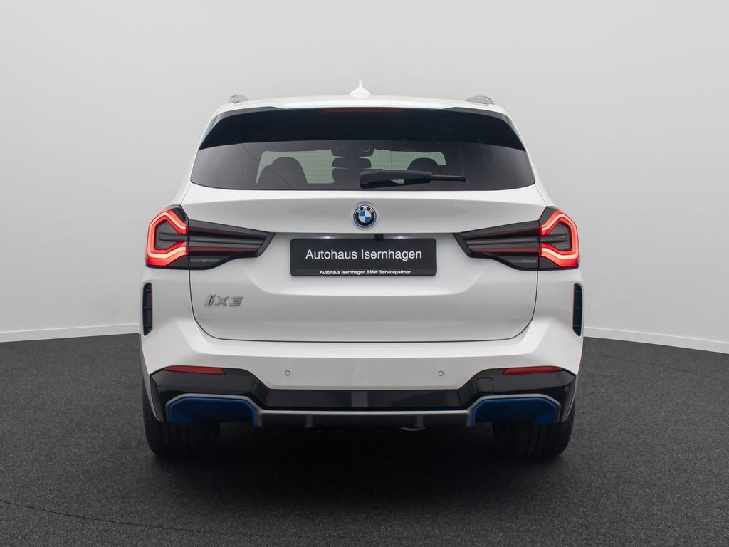 BMW iX3 2022
