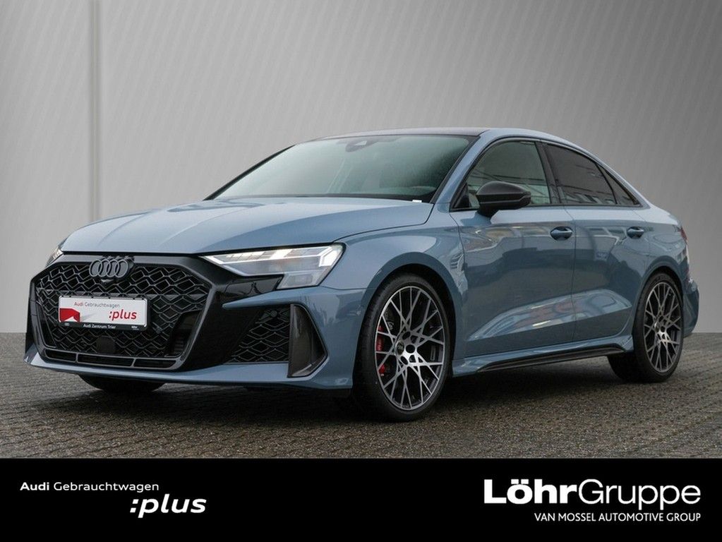 Audi RS3 2024
