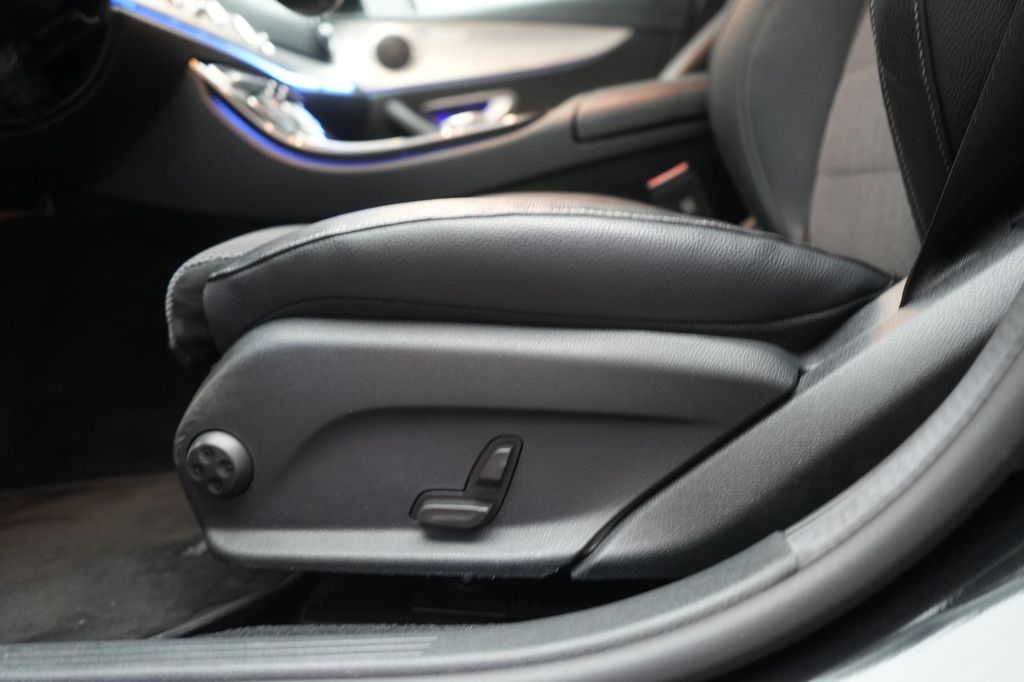 Mercedes-Benz E 300 2019