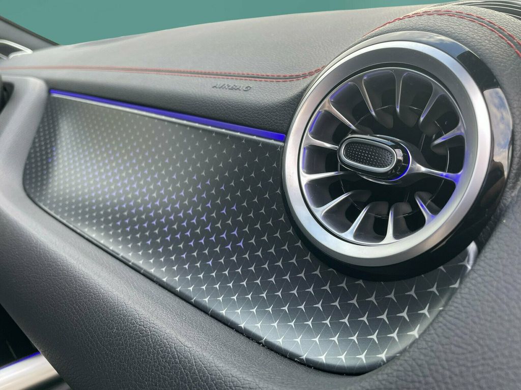 Mercedes-Benz EQA 2024